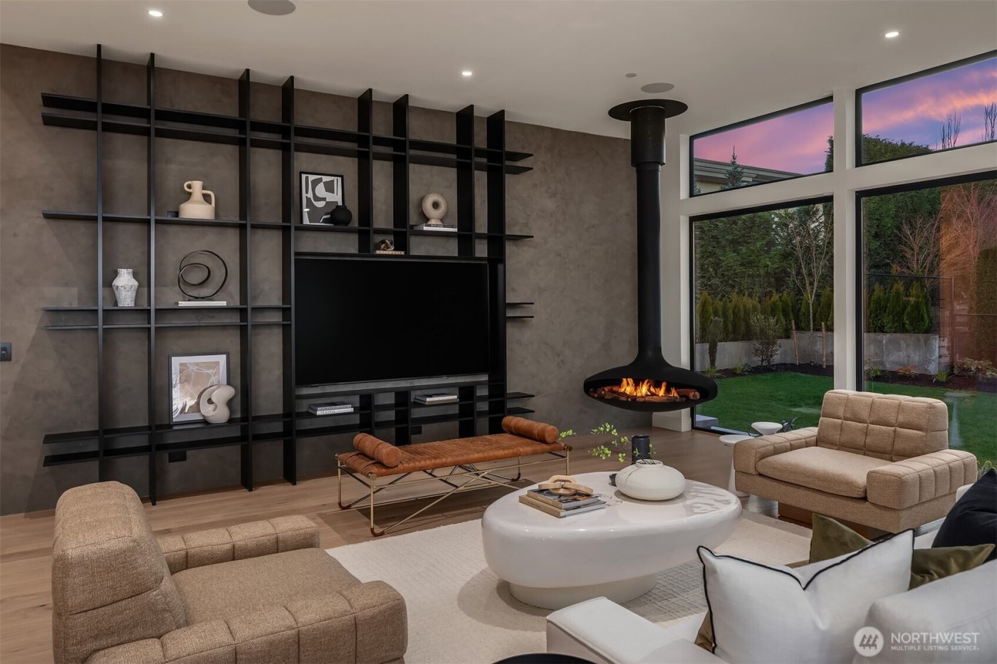 5917 104th Place NE, Kirkland, WA 98033