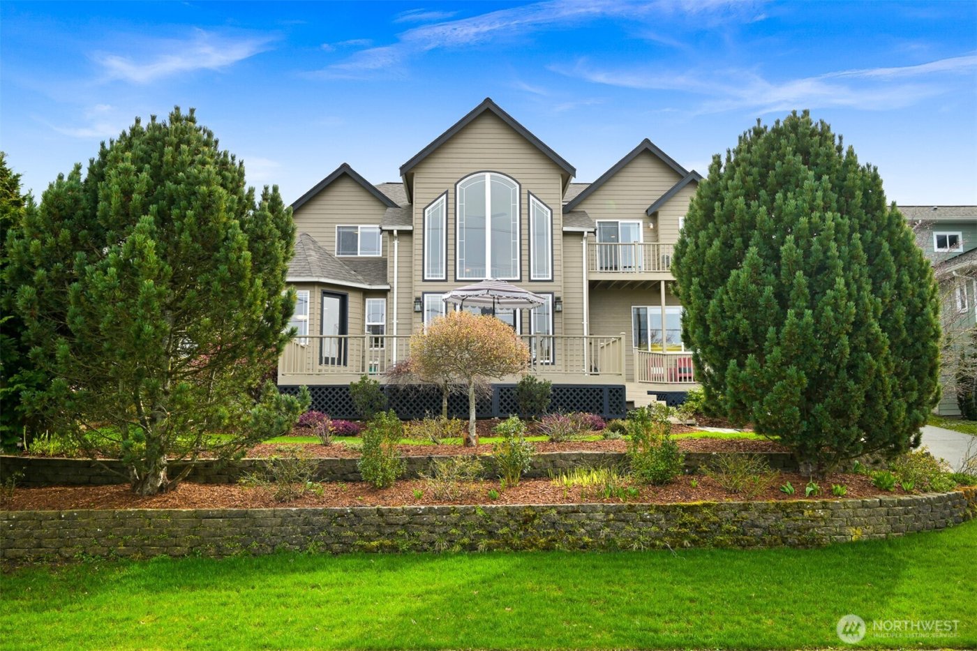 6934 Holeman Avenue , Blaine, WA 98230