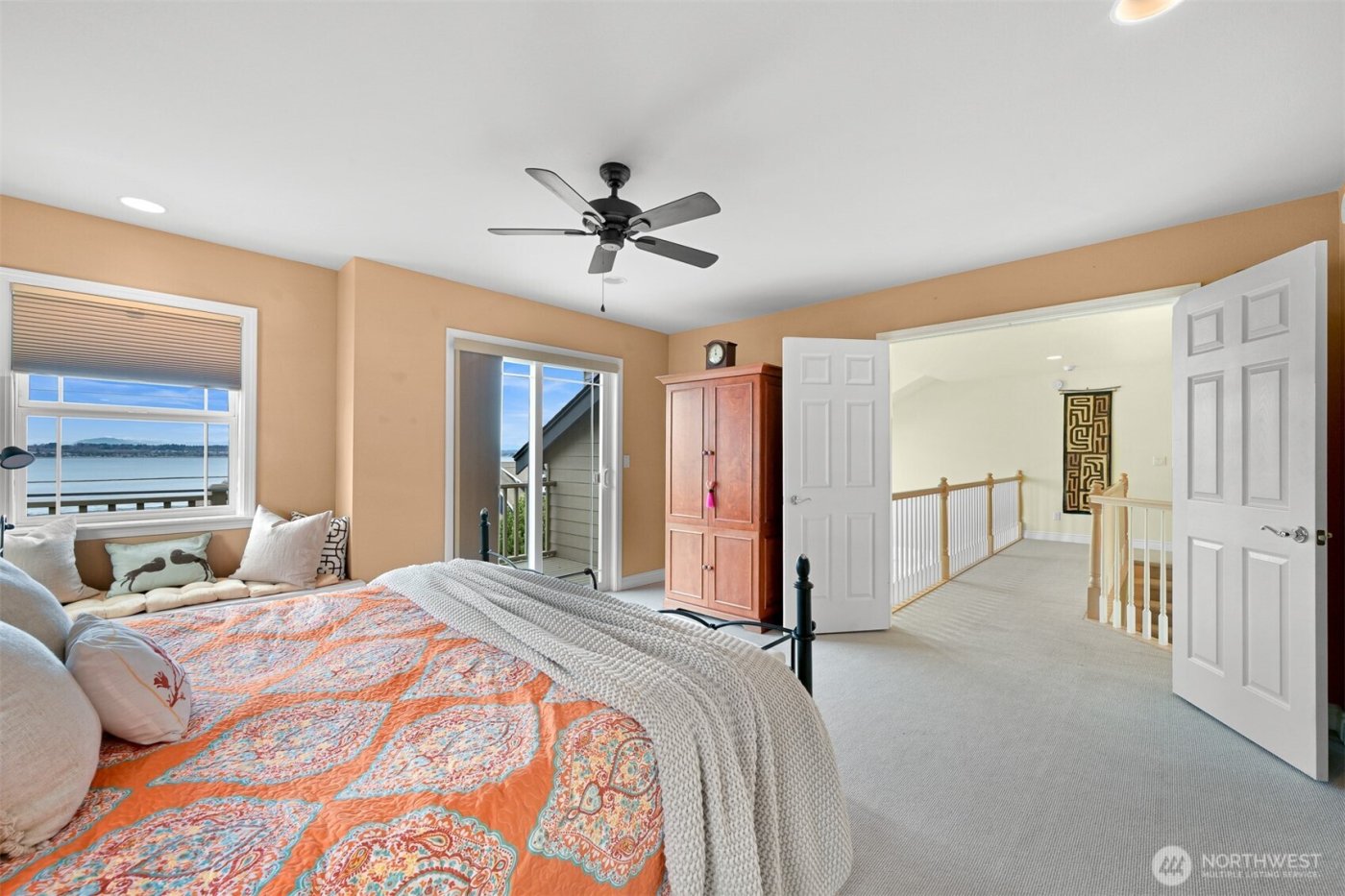 6934 Holeman Avenue , Blaine, WA 98230