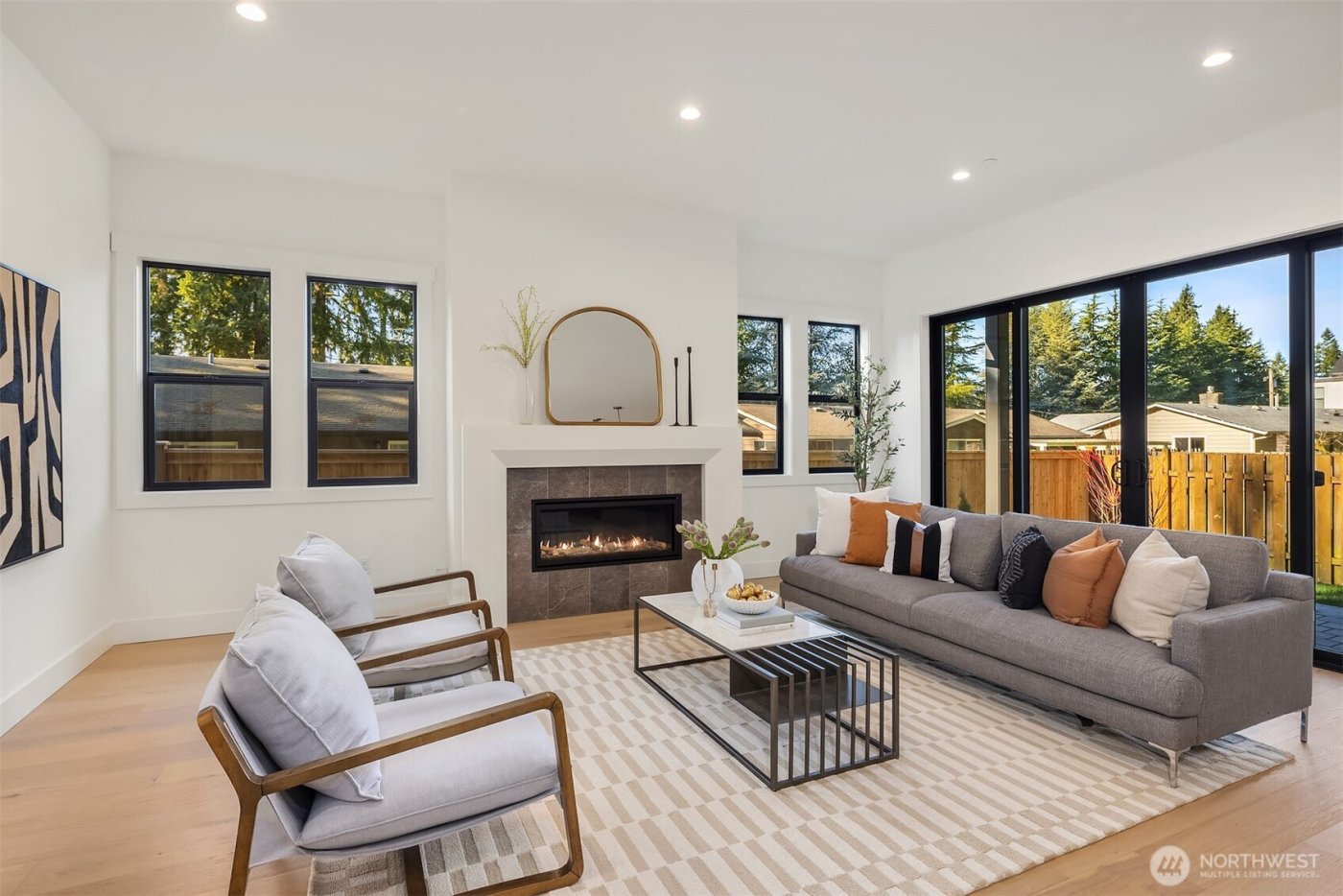15014 SE 22nd Street , Bellevue, WA 98007