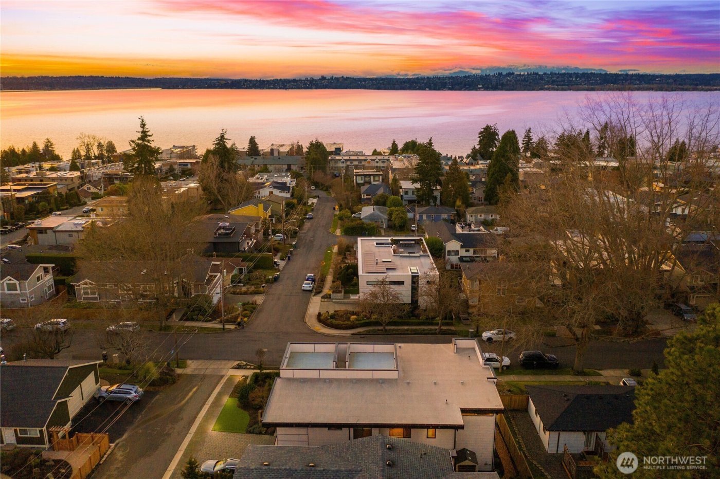 6504 103rd Avenue NE, Kirkland, WA 98033