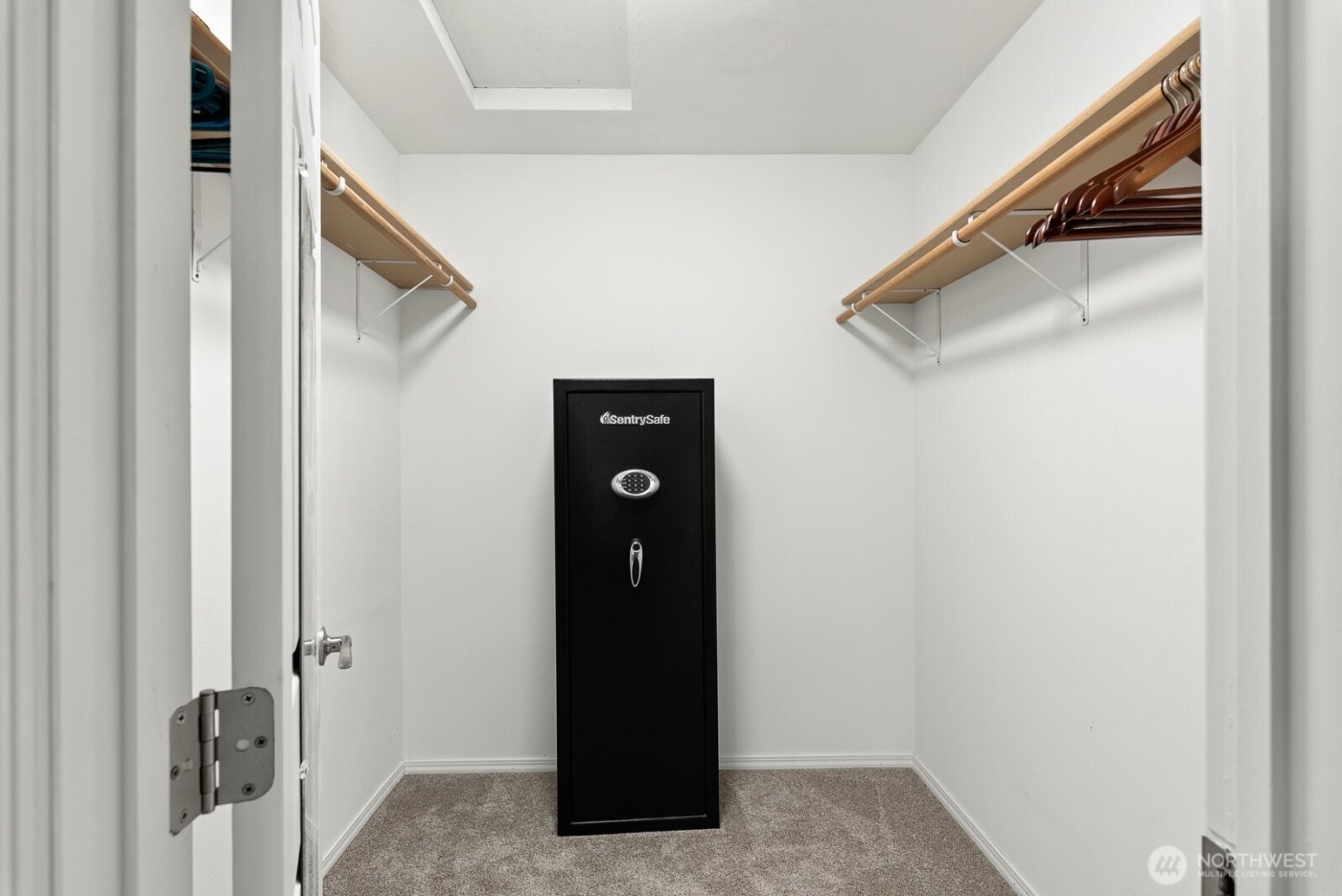 2245 SE Camano Drive , Camano Island, WA 98282