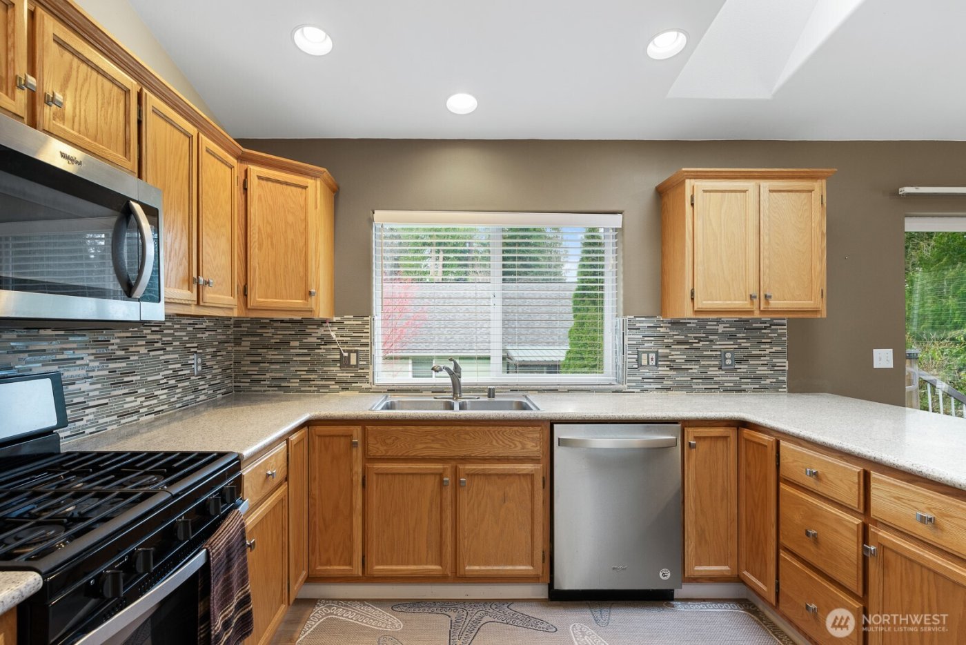 2245 SE Camano Drive , Camano Island, WA 98282