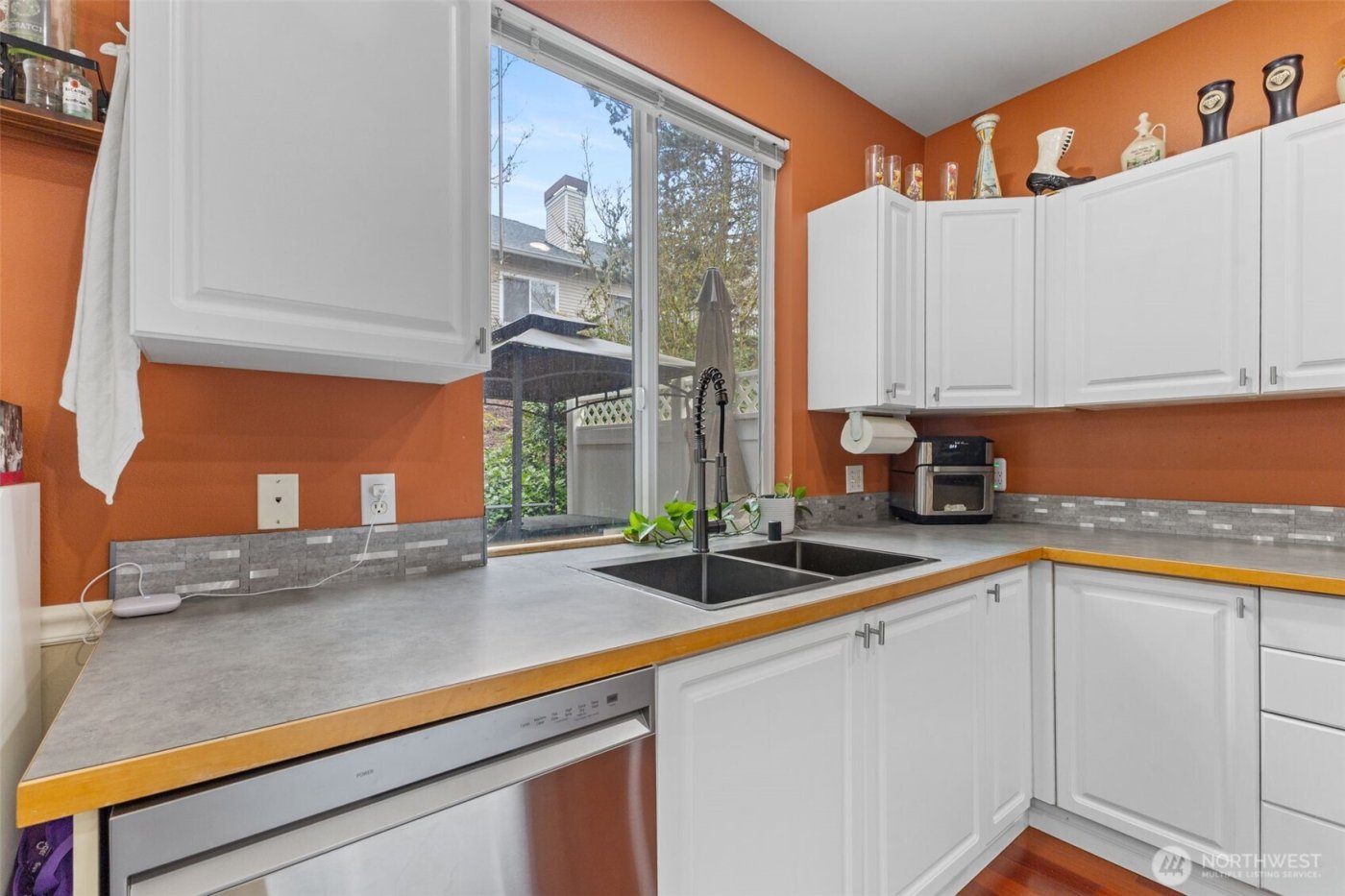 22727 43rd Avenue S #11-1, Kent, WA 98032