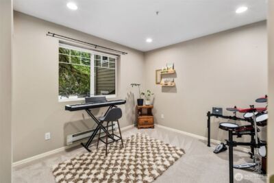 18501 SE Newport Way #H236, Issaquah, WA 98027 - Photo 14