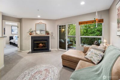 18501 SE Newport Way #H236, Issaquah, WA 98027 - Photo 5