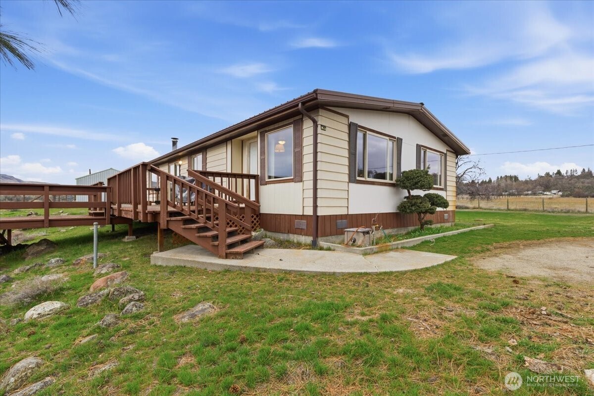 3561 Highway 155 , Coulee Dam, WA 99116