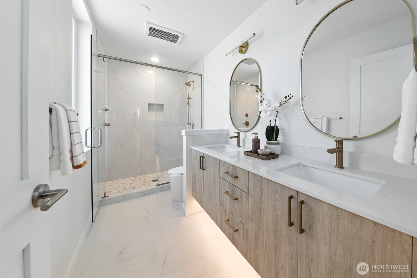 9020 13th Avenue NW #C, Seattle, WA 98117