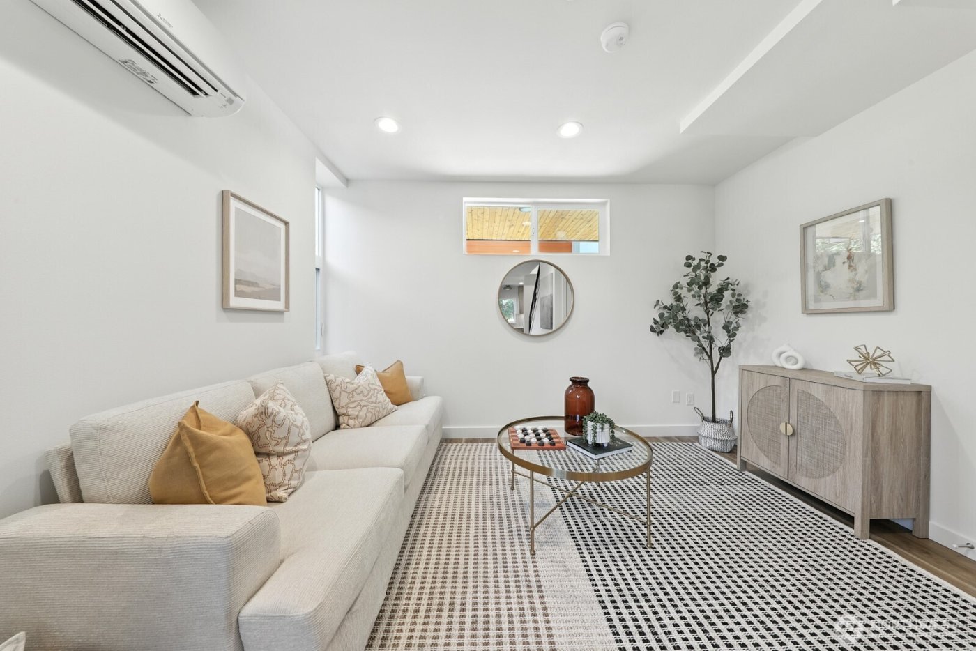 9020 13th Avenue NW #C, Seattle, WA 98117