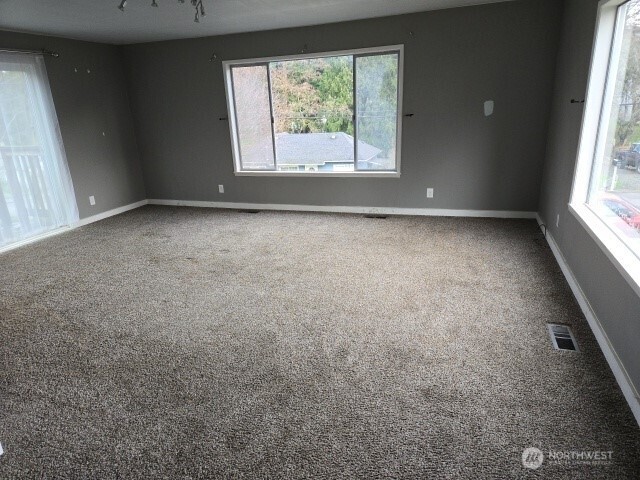 1523 Bloomington Avenue , Bremerton, WA 98312-3011