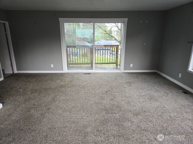 1523 Bloomington Avenue , Bremerton, WA 98312-3011