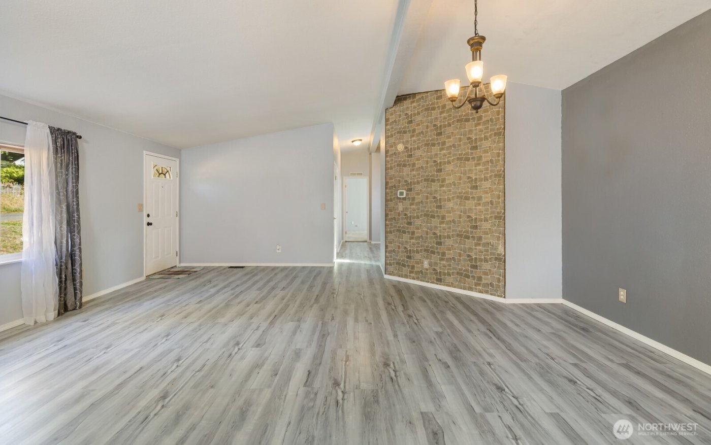 12611 NE Douglas Dr , Kingston, WA 98346