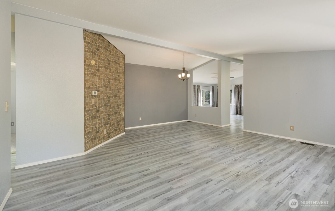 12611 NE Douglas Dr , Kingston, WA 98346