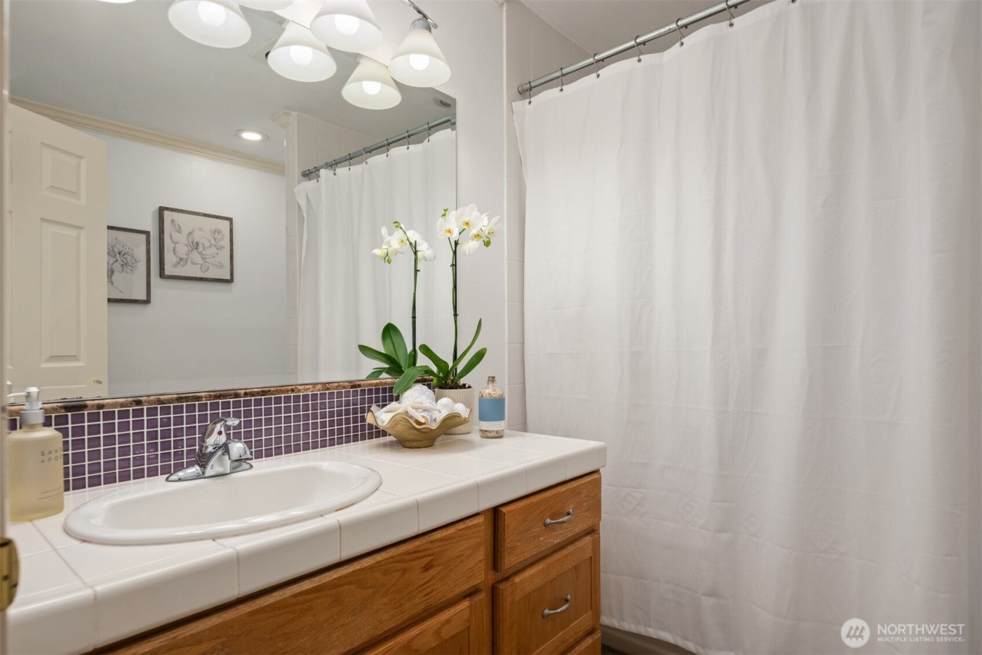 3126 211th Avenue NE, Sammamish, WA 98074