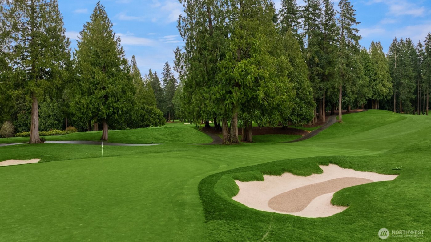 3126 211th Avenue NE, Sammamish, WA 98074