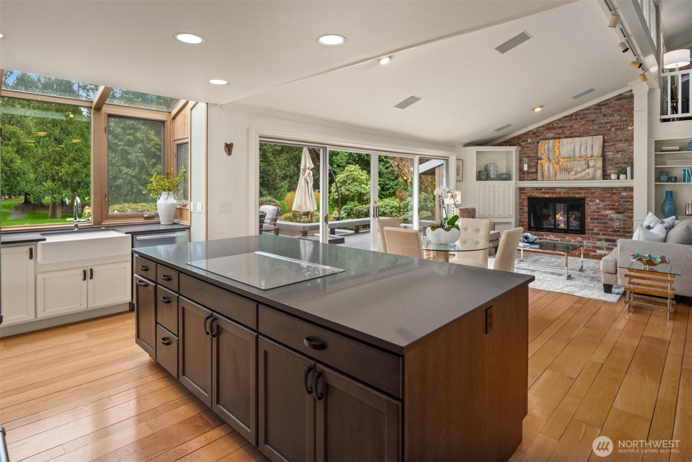 3126 211th Avenue NE, Sammamish, WA 98074