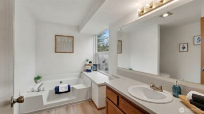 801 Berne Lane SE, Olympia, WA 98513 - Photo 17