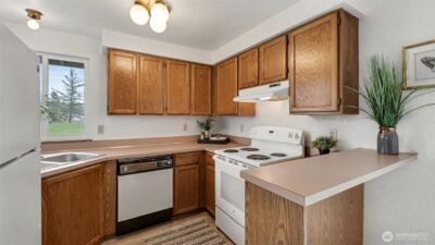 801 Berne Lane SE, Olympia, WA 98513 - Photo 10