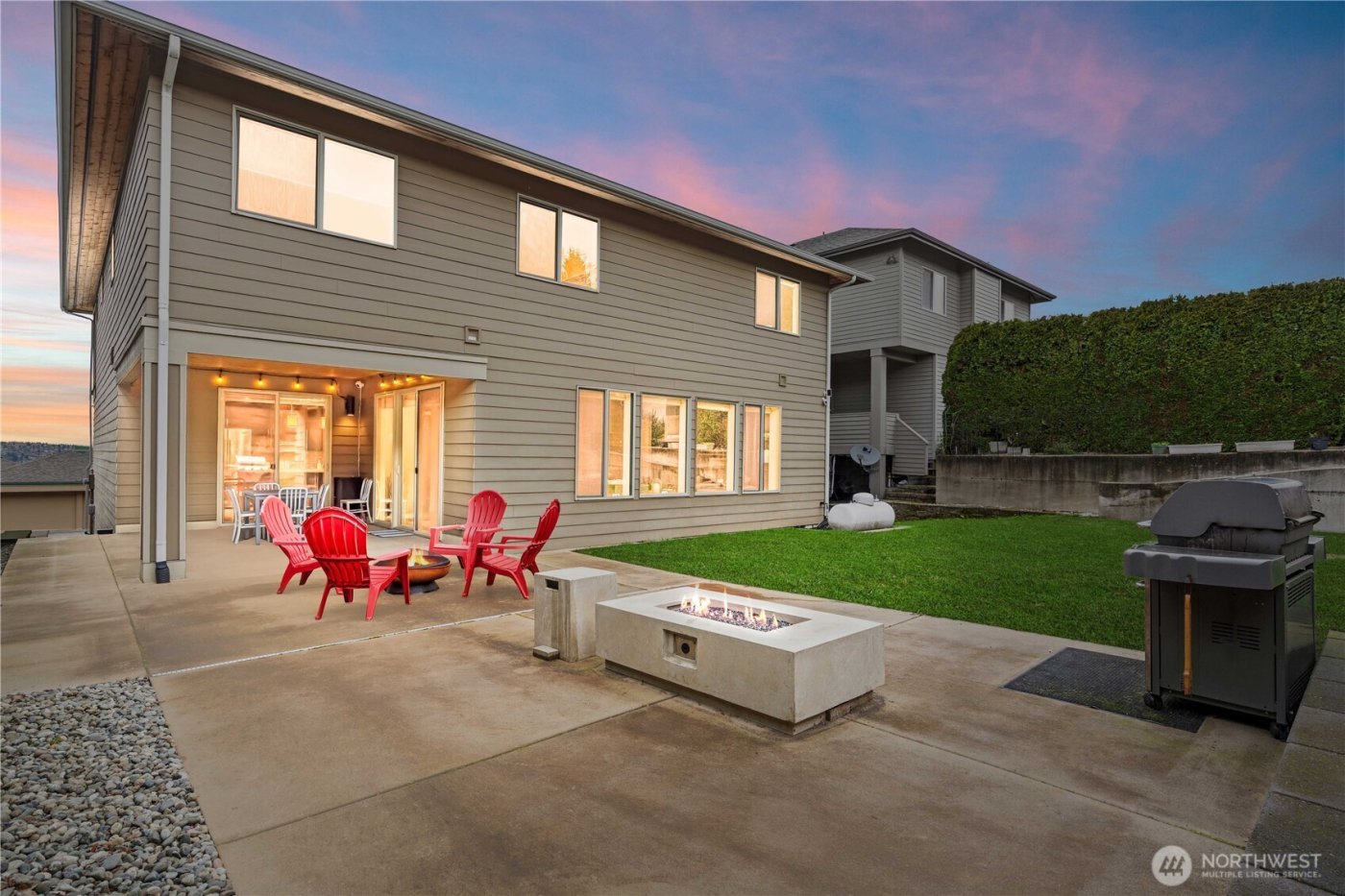 2414 Garden Court N, Renton, WA 98056