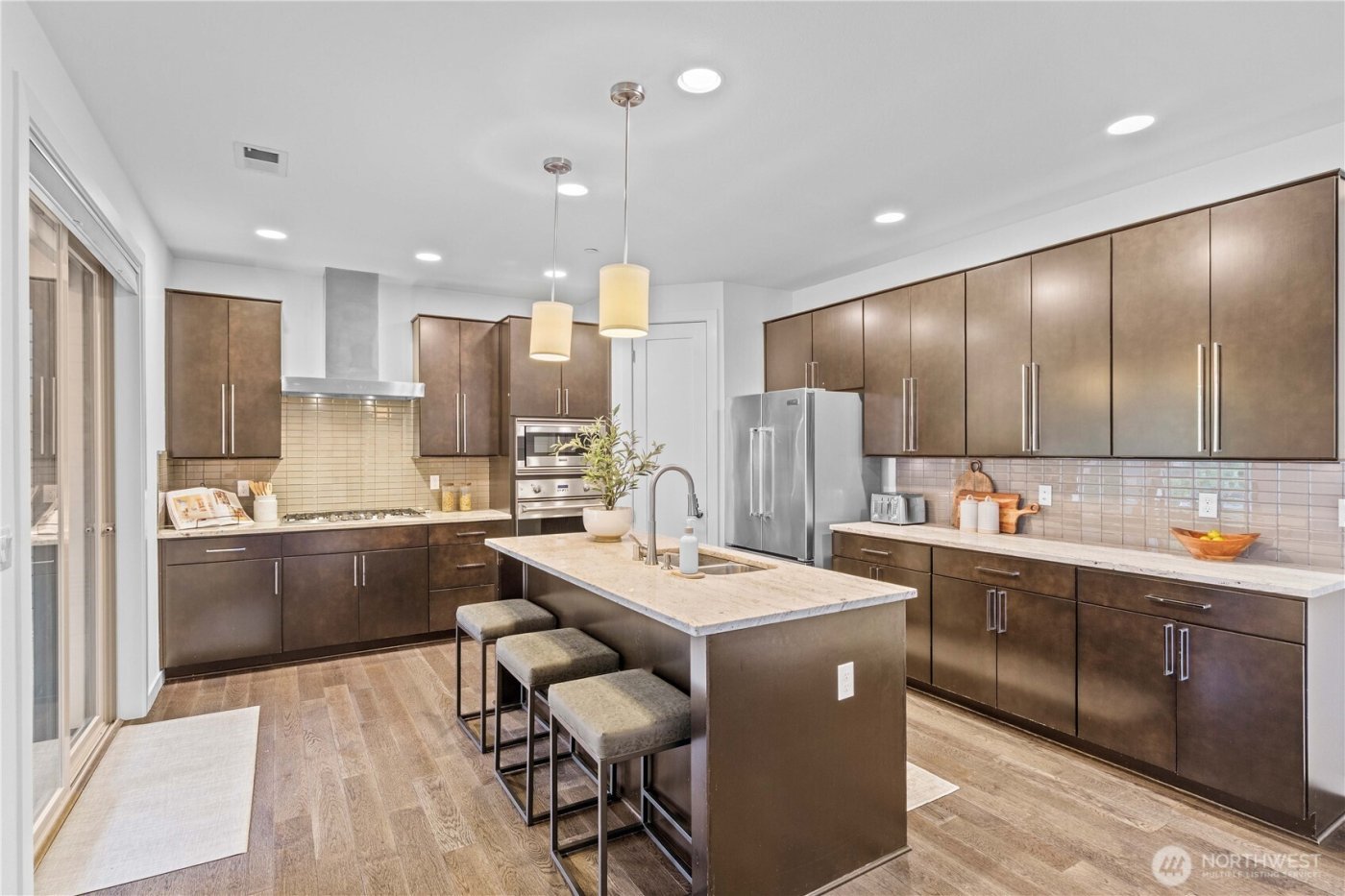 2414 Garden Court N, Renton, WA 98056