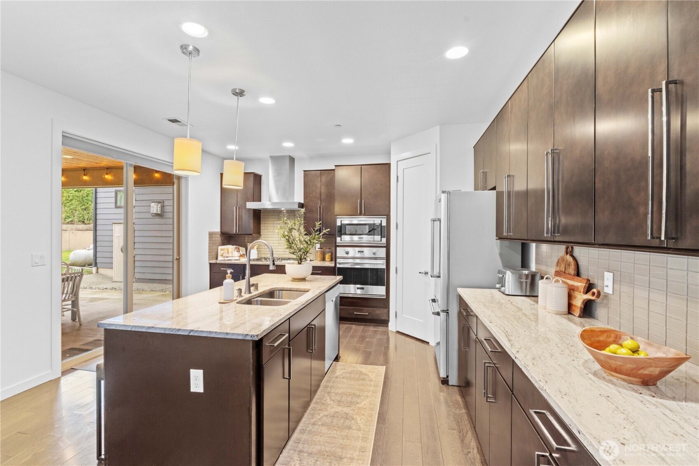 2414 Garden Court N, Renton, WA 98056