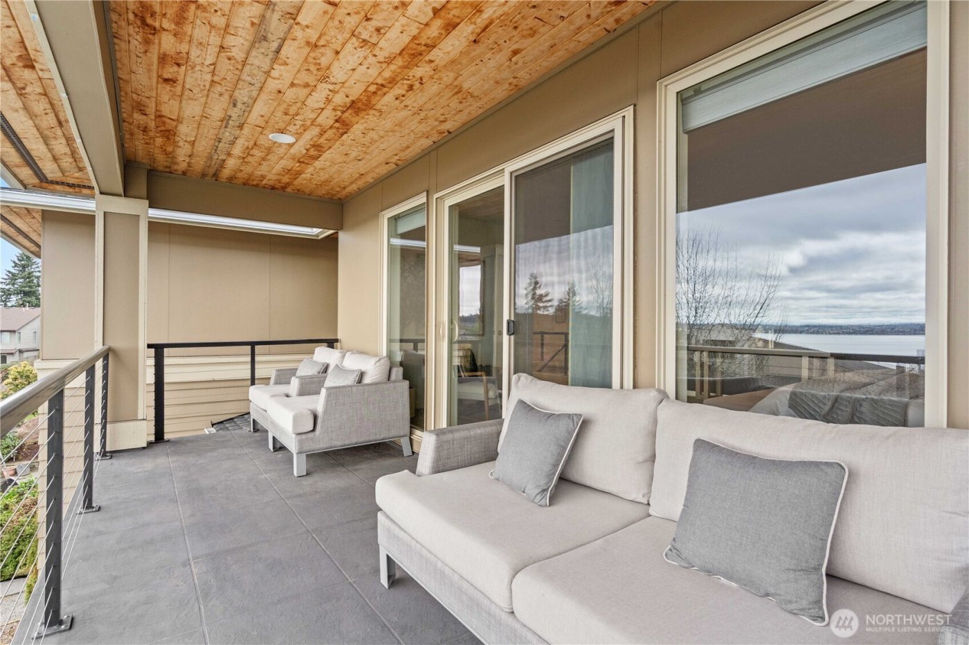 2414 Garden Court N, Renton, WA 98056