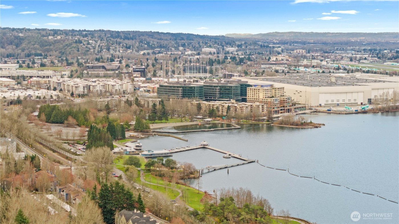 2414 Garden Court N, Renton, WA 98056