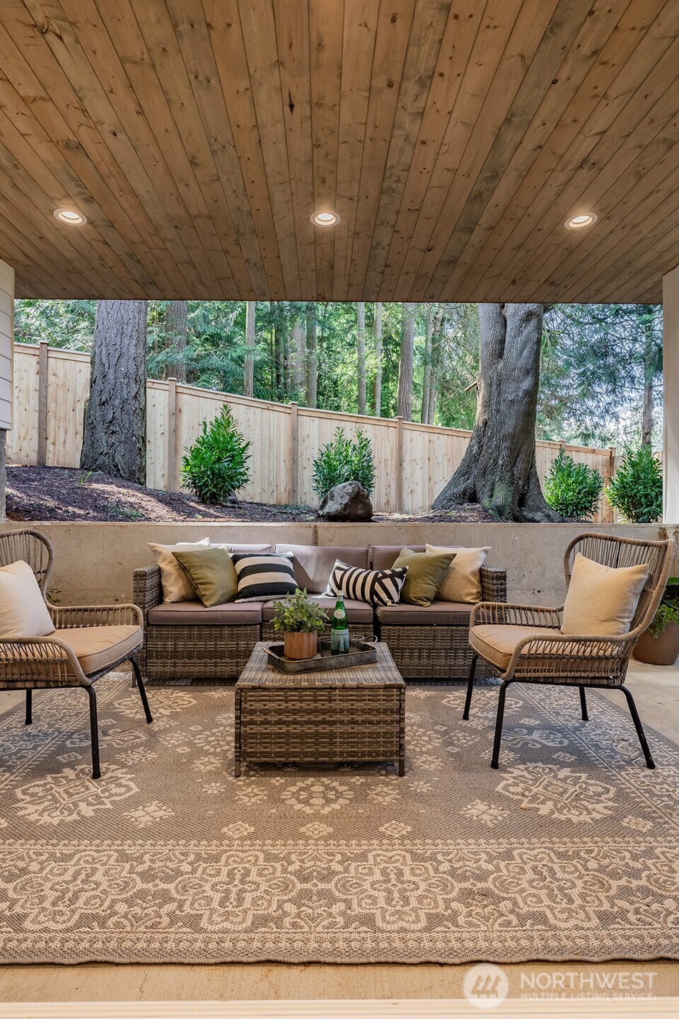 11814 NE 103rd Place , Kirkland, WA 98033
