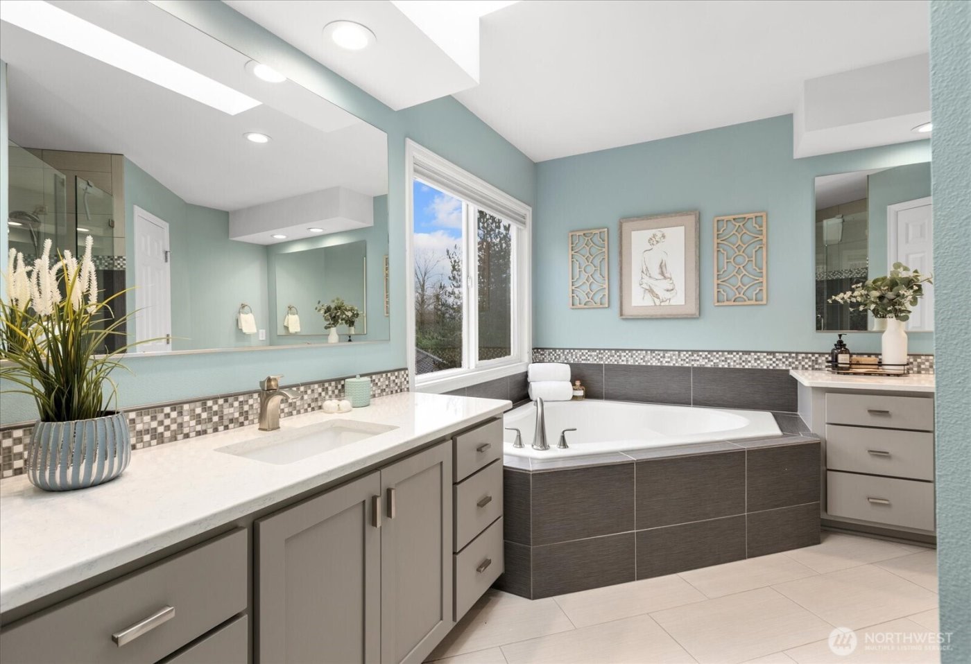 12319 181st Court NE, Redmond, WA 98052