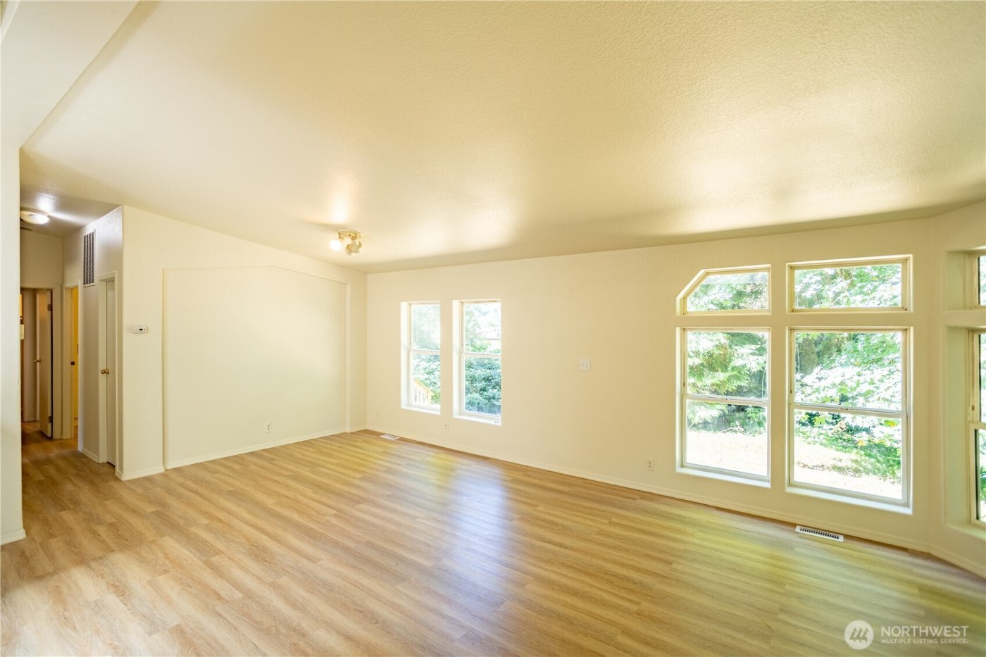 111 Spring Court , Vader, WA 98593