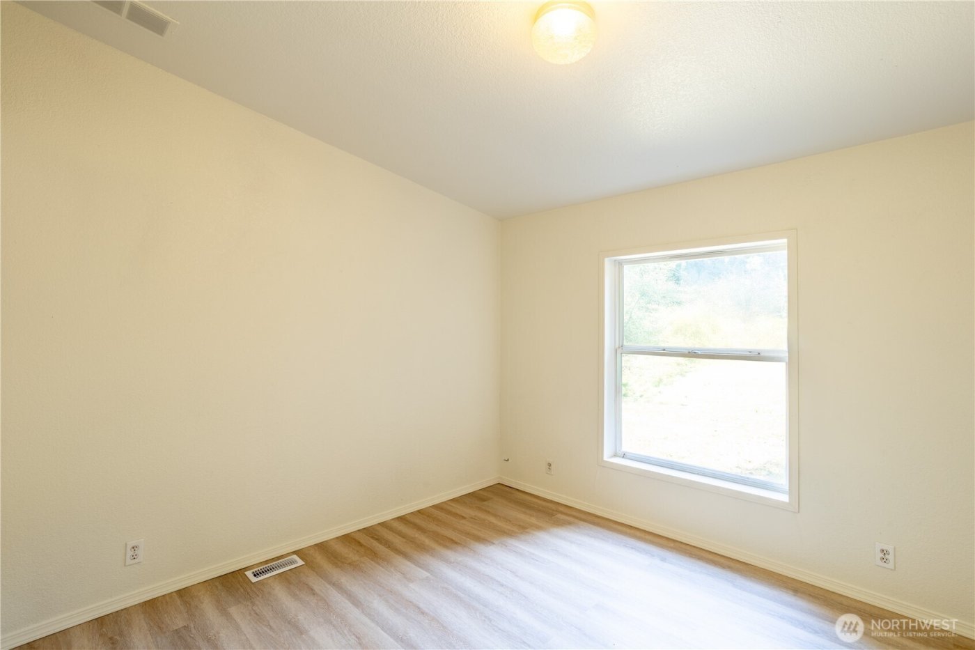 111 Spring Court , Vader, WA 98593