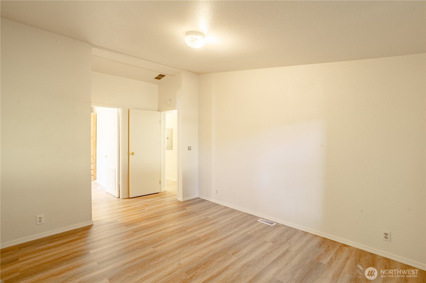 111 Spring Court , Vader, WA 98593