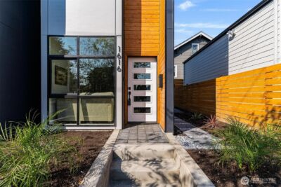 1616 S Juneau Street , Seattle, WA 98108