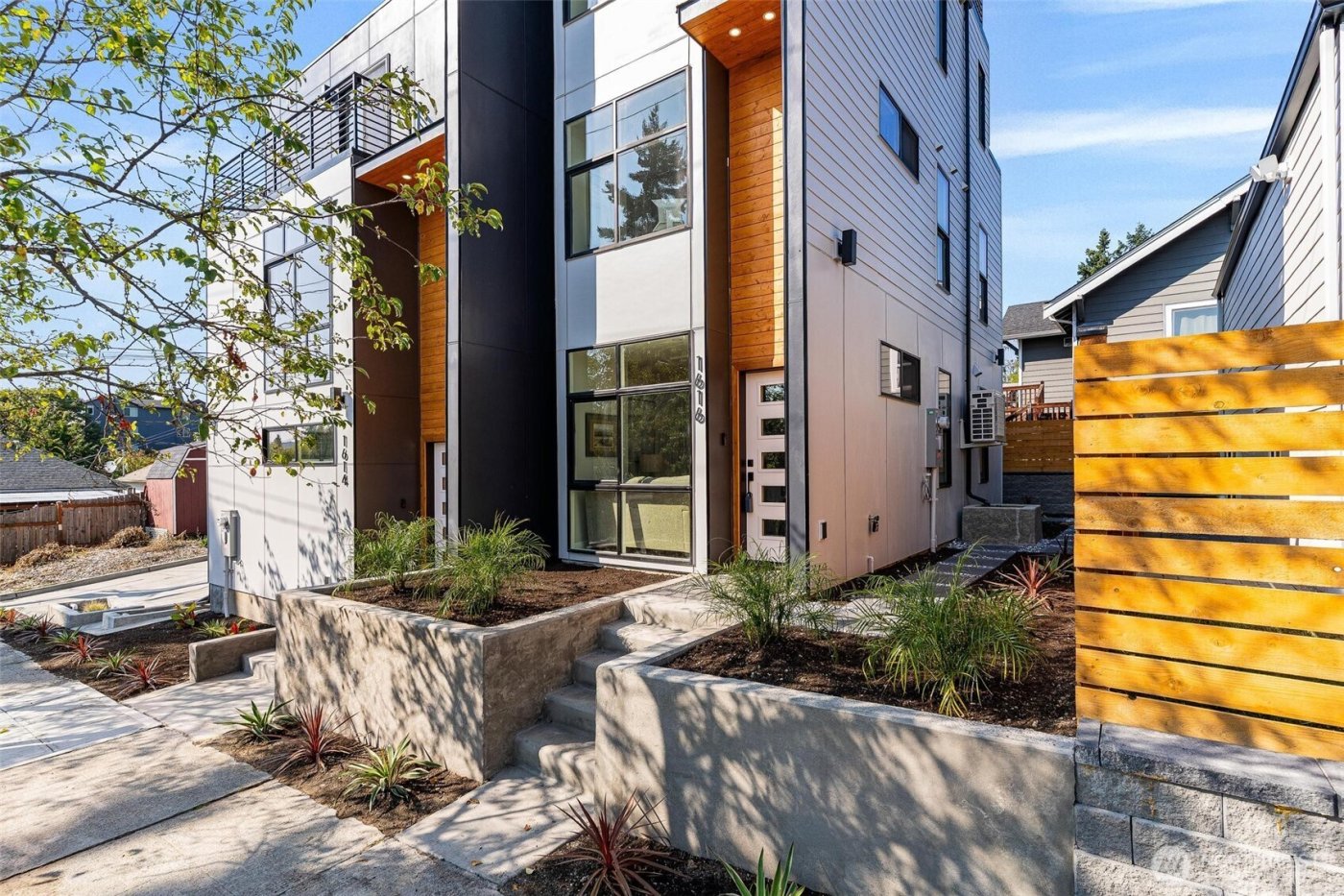 1616 S Juneau Street , Seattle, WA 98108