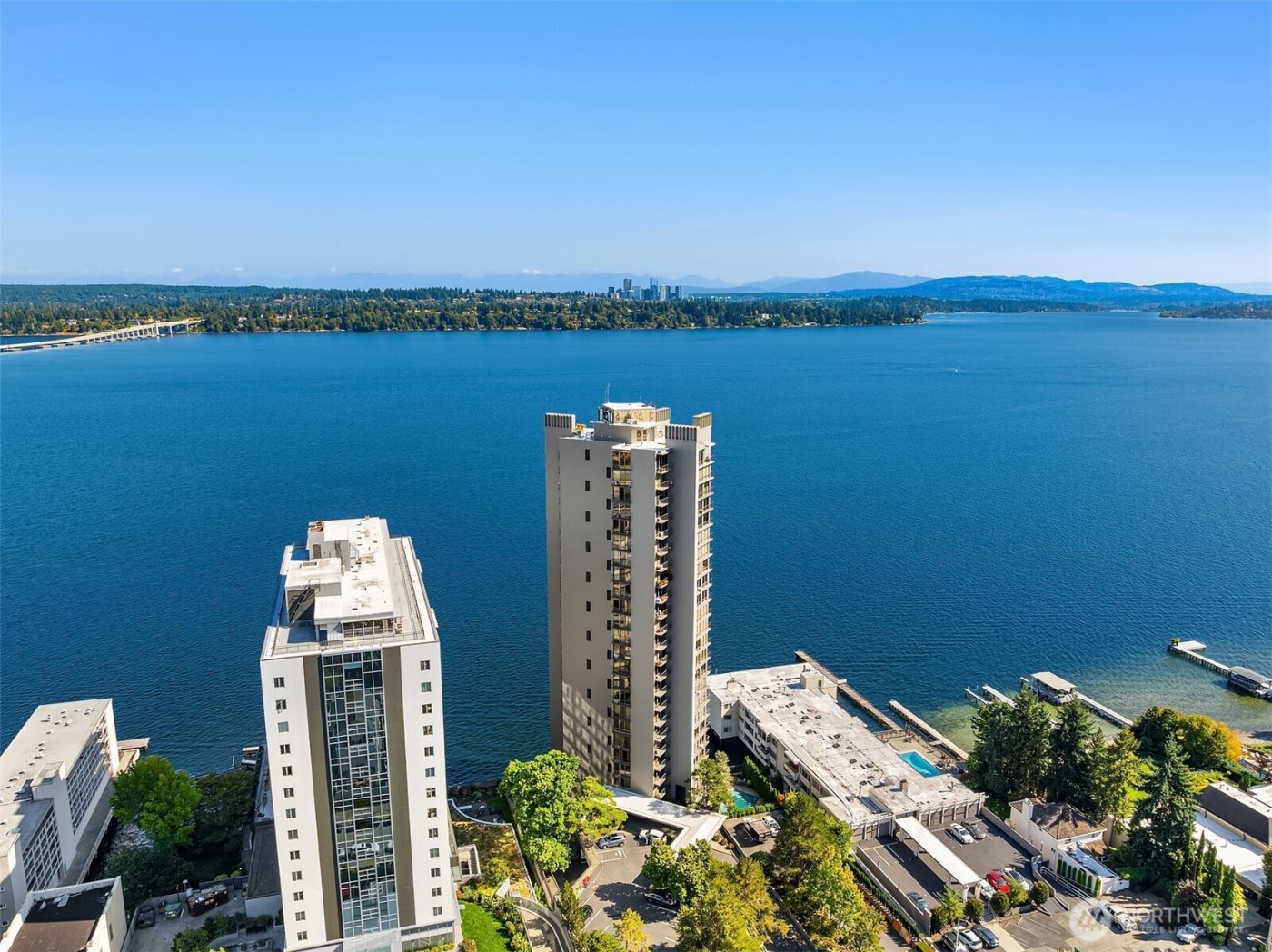 1620 43rd Avenue E #8C, Seattle, WA 98112-3267