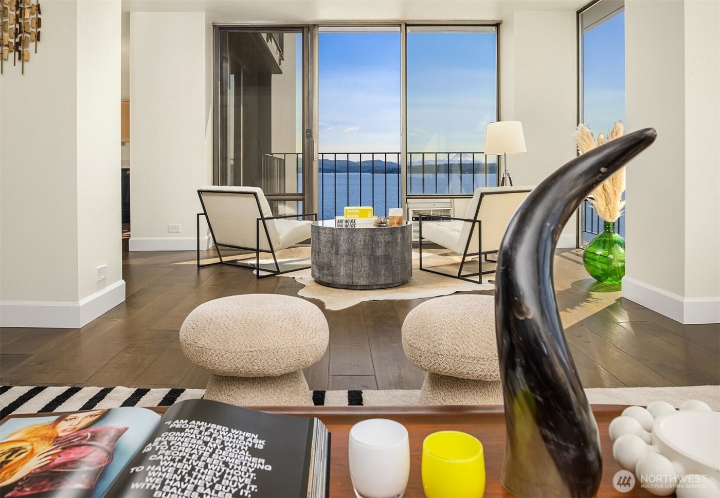 1620 43rd Avenue E #8C, Seattle, WA 98112-3267