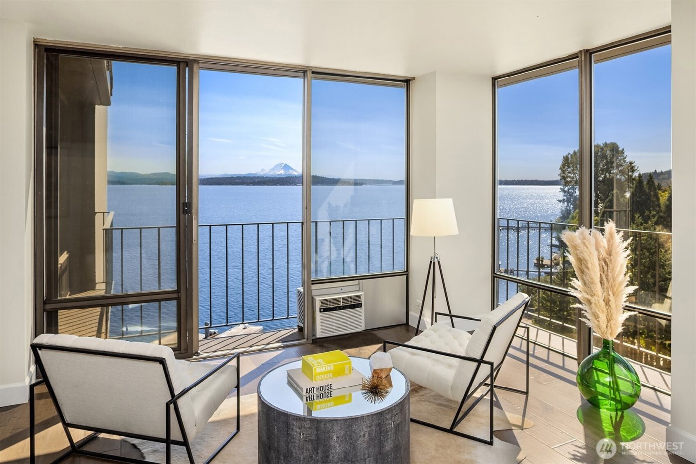 1620 43rd Avenue E #8C, Seattle, WA 98112-3267