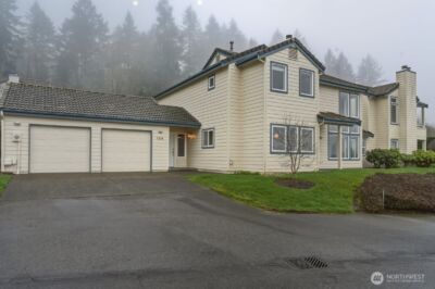 126 Cormorant Drive , Steilacoom, WA 98388