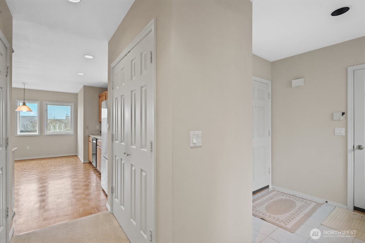 126 Cormorant Drive , Steilacoom, WA 98388