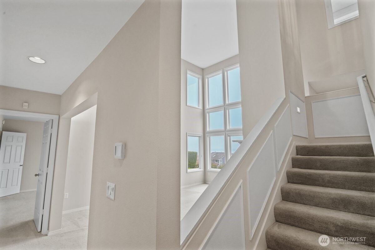 126 Cormorant Drive , Steilacoom, WA 98388