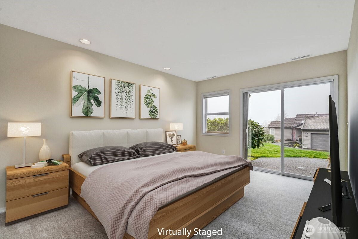 126 Cormorant Drive , Steilacoom, WA 98388