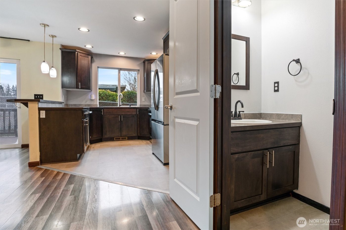 755 Glenridge Court , Bremerton, WA 98310