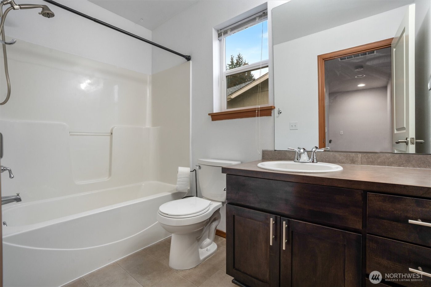 755 Glenridge Court , Bremerton, WA 98310