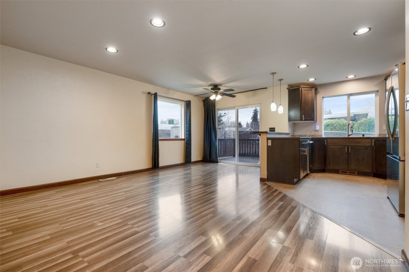 755 Glenridge Court , Bremerton, WA 98310