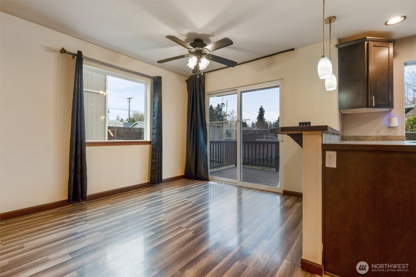 755 Glenridge Court , Bremerton, WA 98310