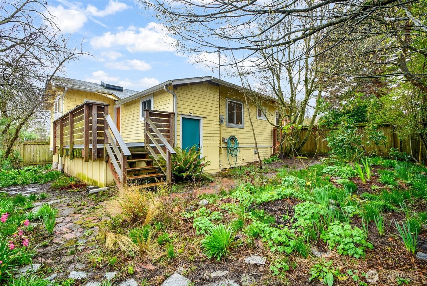 932 21st Avenue , Seattle, WA 98122