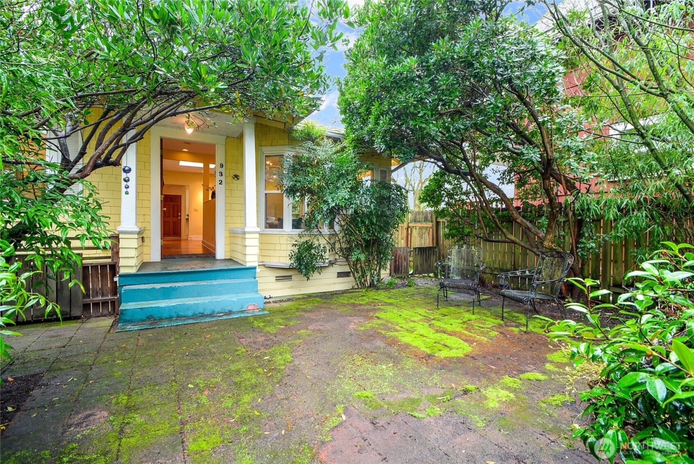 932 21st Avenue , Seattle, WA 98122