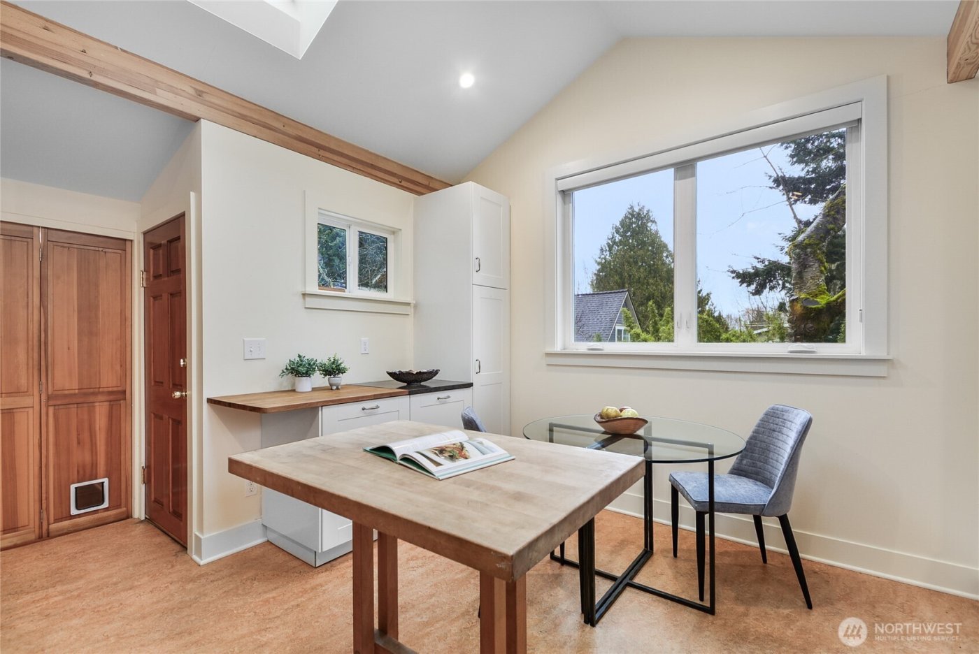 932 21st Avenue , Seattle, WA 98122