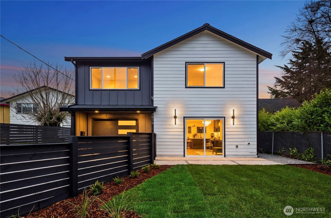4814 14th Avenue S, Seattle, WA 98108