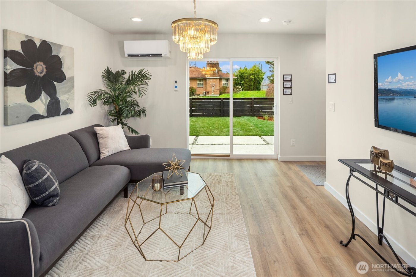 4814 14th Avenue S, Seattle, WA 98108